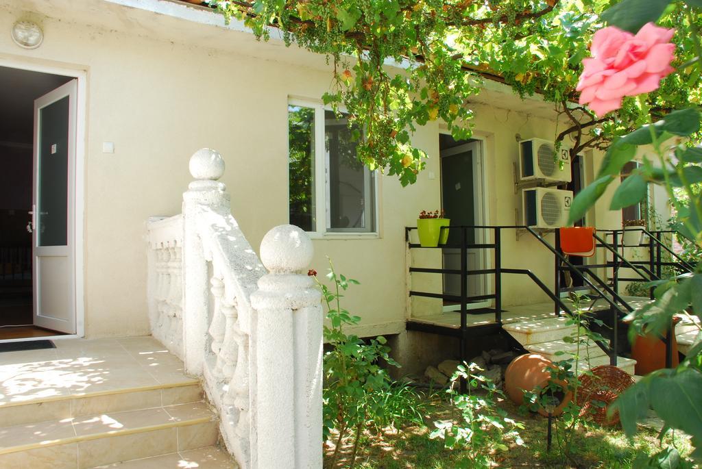 Guesthouse David Мцхета Экстерьер фото